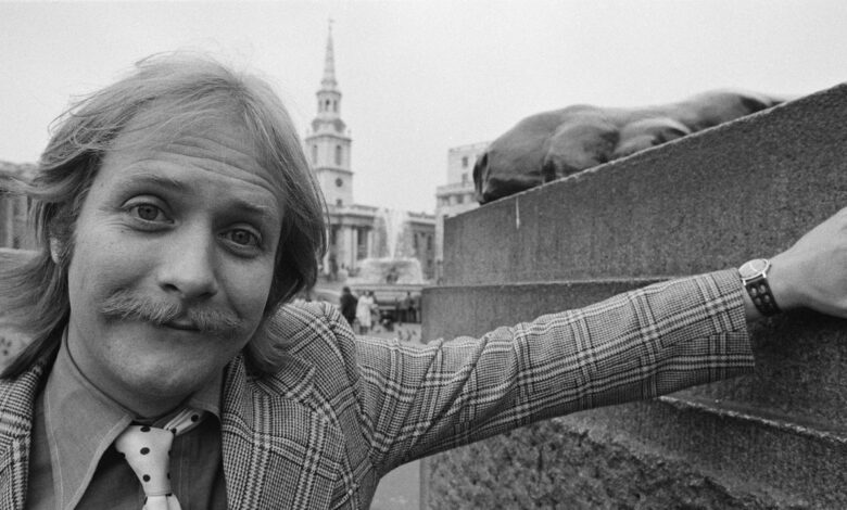 Martin Mull: Life in Pictures