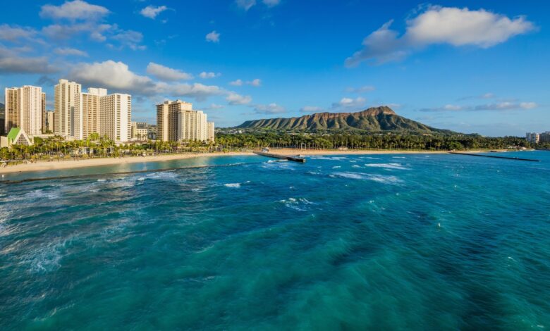Deal alert: Fly direct to Hawaii for $190 round-trip