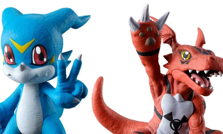 New Digimon Guilmon and Veemon Figures Being Sold in a Set