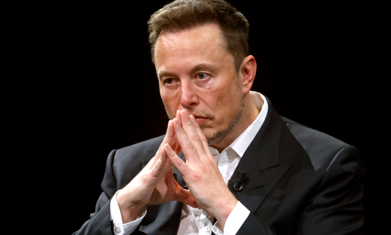 Elon Musk is said to have repeatedly asked a SpaceX employee to "have a baby"