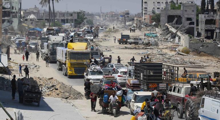 Gaza War Continues as Displaced People Run Out of Shelter