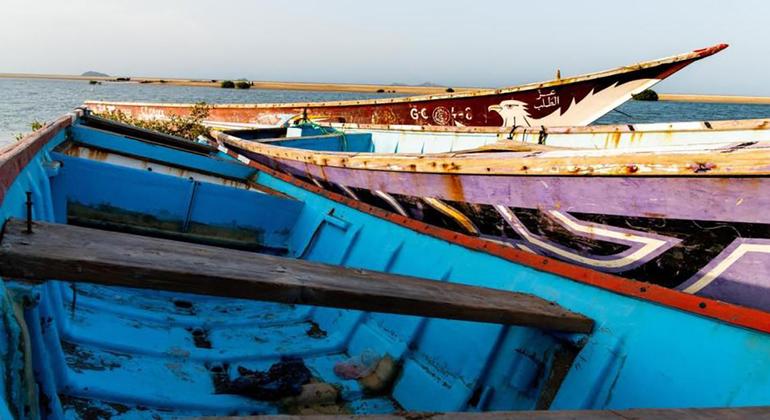 Deadly Atlantic shipwreck shows victims' desperation, UN refugee agency says