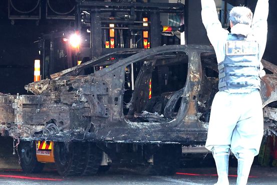 Massive fire caused by Mercedes-Benz electric car raises safety concerns for industry