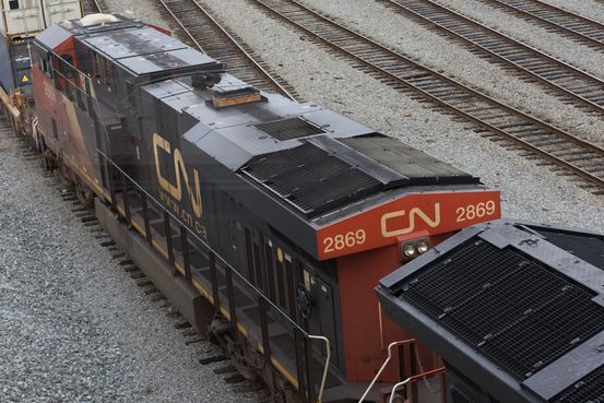 Canada Orders Binding Arbitration in Rail Stop to End Labor Dispute