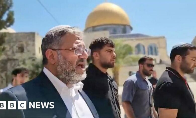 Israeli minister criticized for calling for prayer at Jerusalem holy site