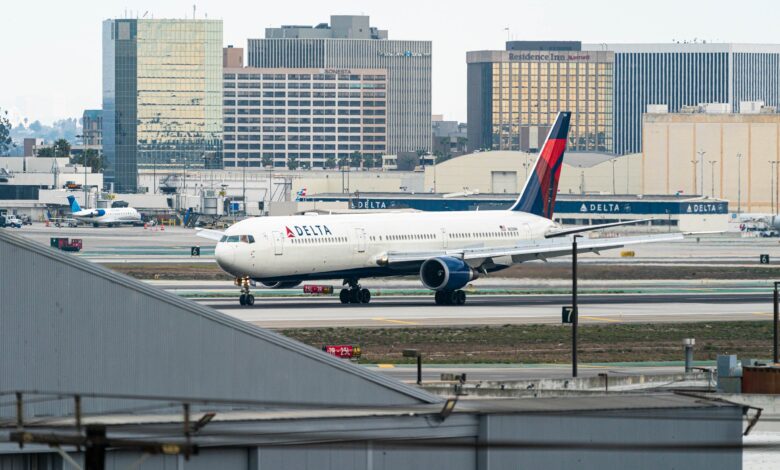 Delta Air Lines CEO to leave airline