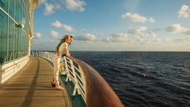 Is it better to book a cruise through a travel agent? We say yes.