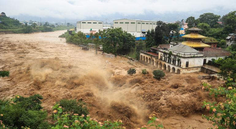 Nepal: Hundreds of people died as 'unprecedented' flash floods hit the capital Kathmandu