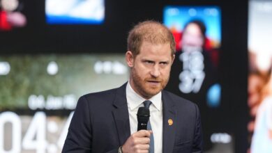 Prince Harry says smartphones are "stealing young people's childhood"