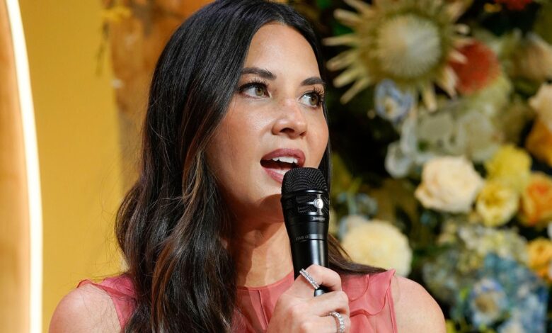 “No longer safe” Olivia Munn proudly shows off her breast cancer scars in new photos