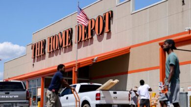 Home Depot requires company employees to work 8-hour retail shifts