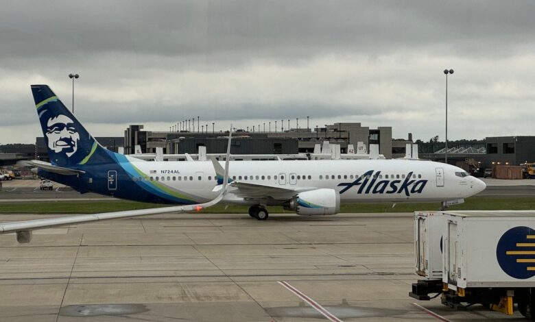 Alaska lounge membership costs will increase in 2025