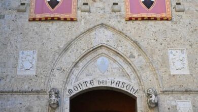 Monte dei Paschi di Siena posts quarterly fee growth beat