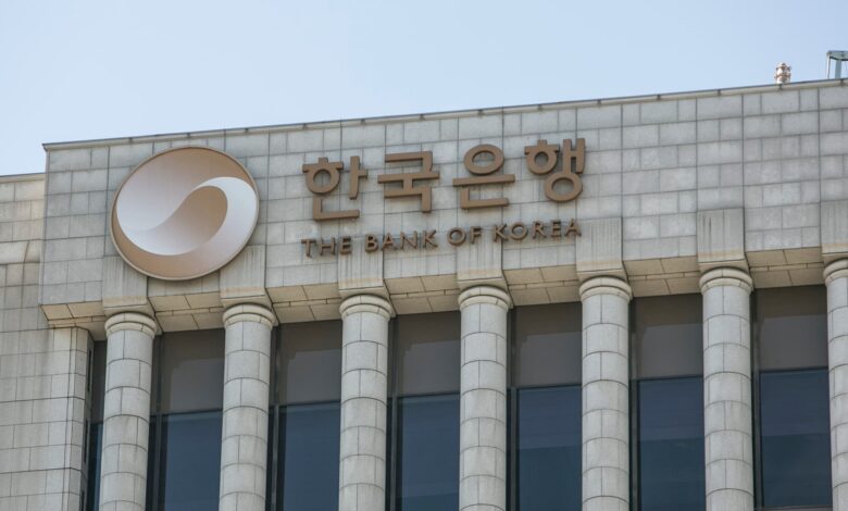 Amid political turmoil, the Bank of Korea said it will enhance short-term liquidity and deploy measures to stabilize the foreign exchange market.