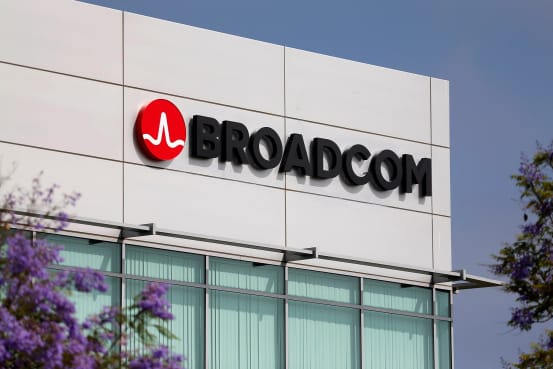 Broadcom revenue increased thanks to momentum in the semiconductor business