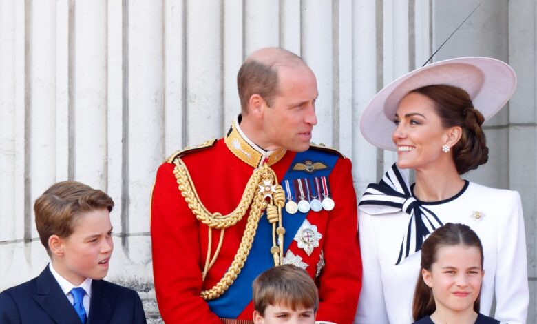 Kate Middleton and Prince William take their children on holiday