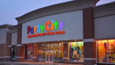 Party City Lets Go Corporate Staff Severance Pay Close All Stores