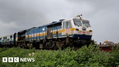 Eleven people died in India when passengers fled for fear of being hit by another train