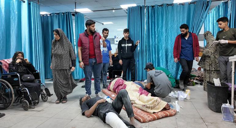 MIDDLE EAST LIVE: Security Council holds emergency meeting on collapse of Gaza health system